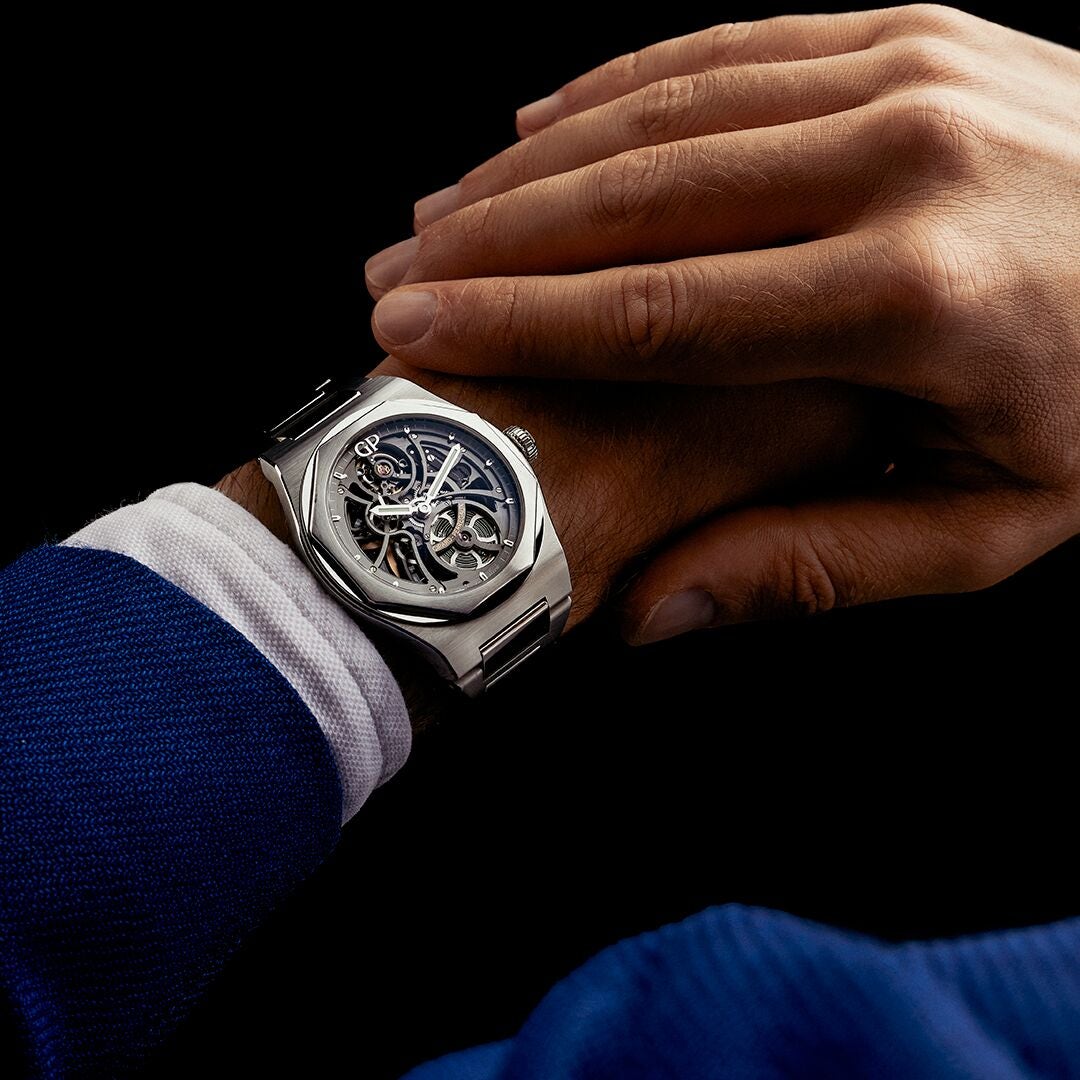 Laureato Skeleton