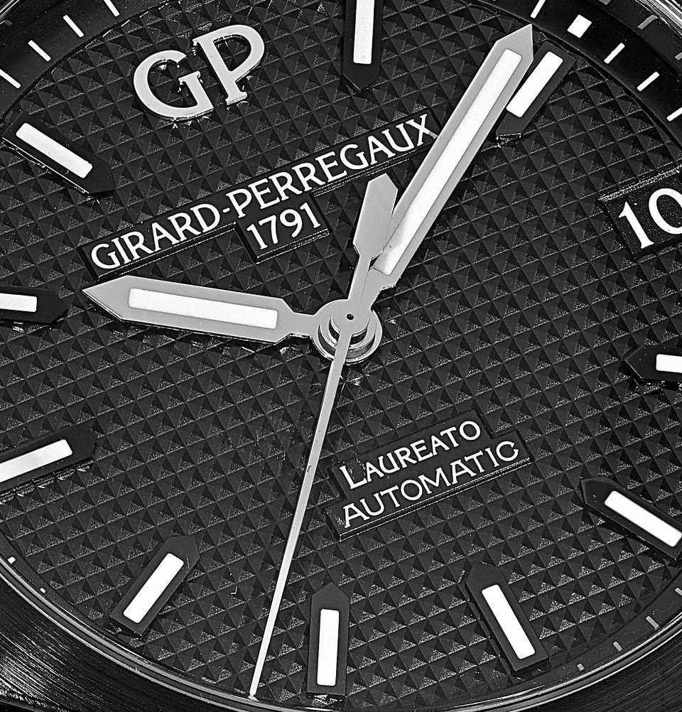 Laureato 42 mm