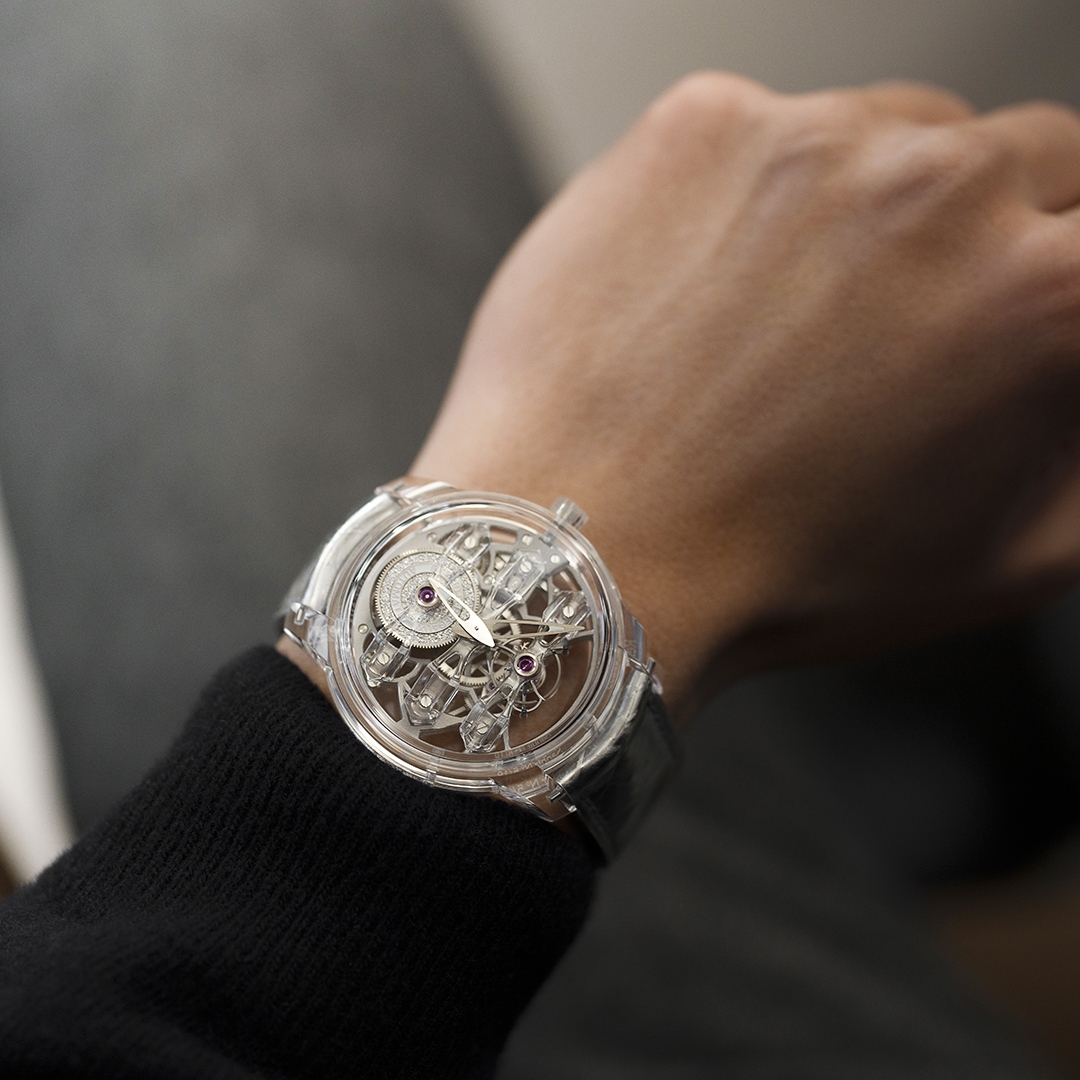 Quasar Light Tourbillon with Three Bridges