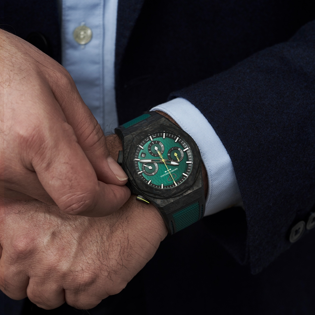 Laureato Absolute Chronograph Aston Martin F1 Edition