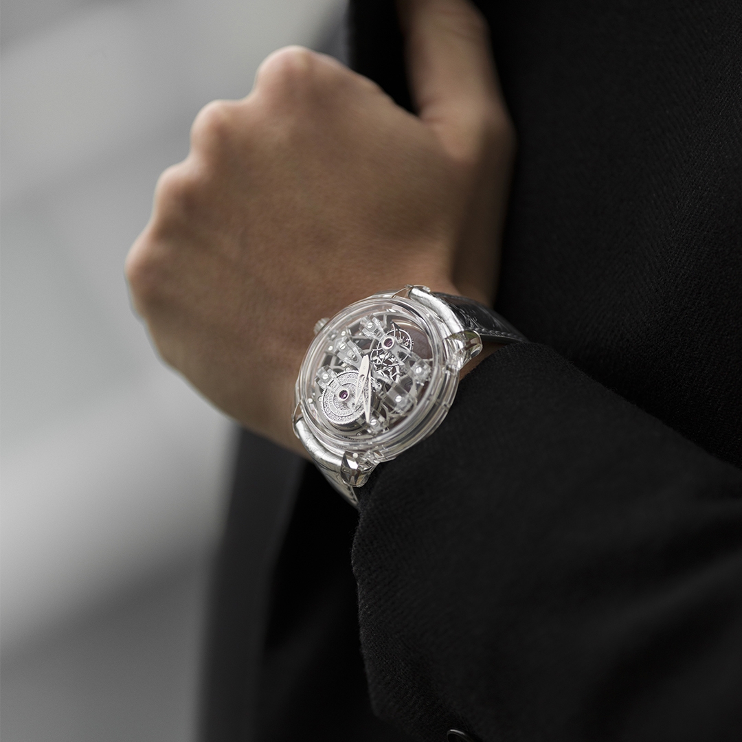 Quasar Light Tourbillon with Three Bridges