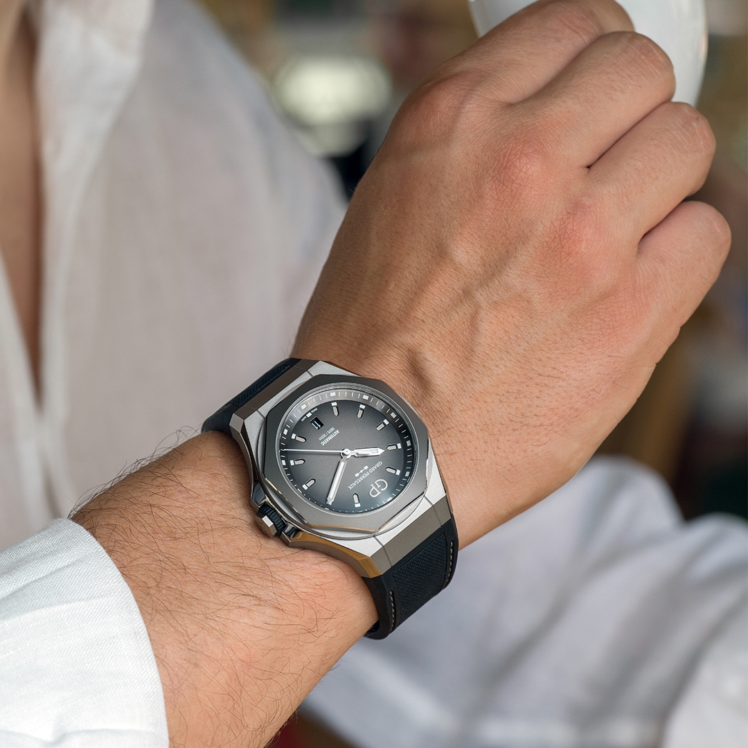 Laureato Absolute Ti 230